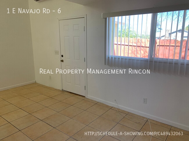 Building Photo - 1 E Navajo Rd