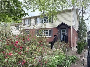 Building Photo - 302 Maple Ave