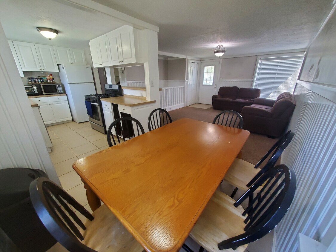 74 South Lincoln Avenue, Unit Private Room 2 House for Rent in