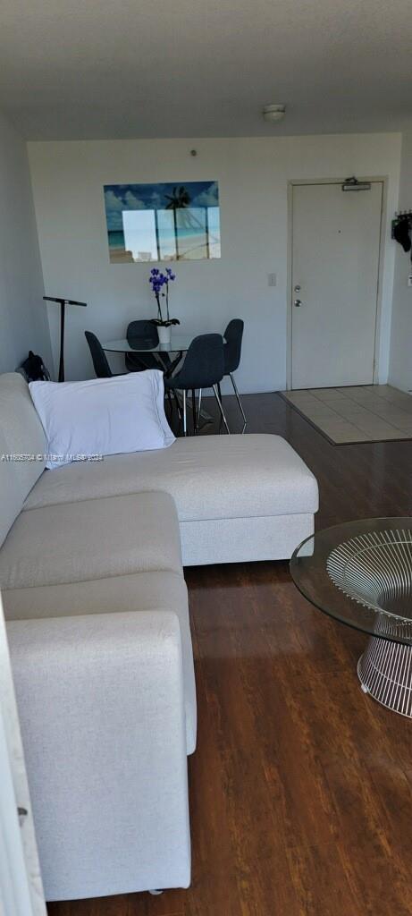 Foto del edificio - 816 NW 11th St