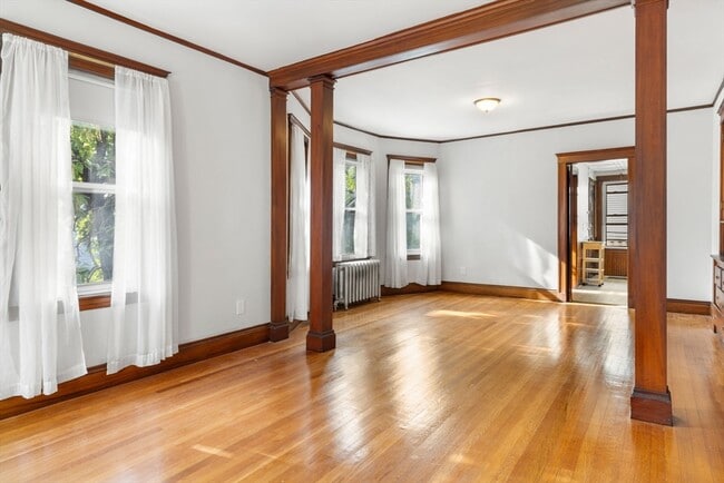 Building Photo - 11 Boylston St