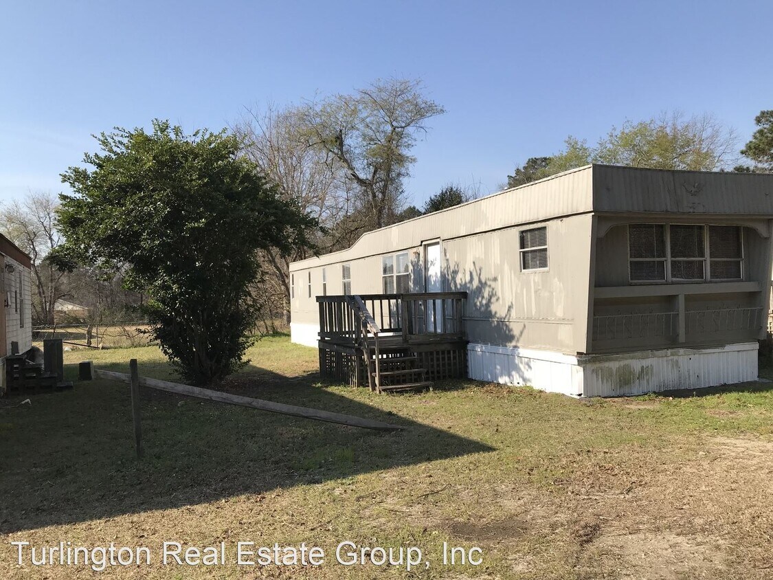 Primary Photo - 1736 Strickland Bridge Rd