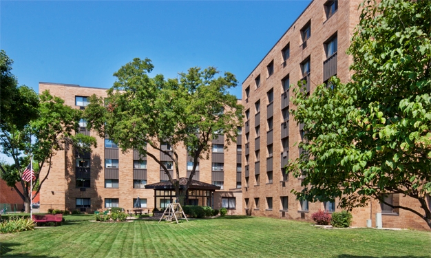 Primary Photo - Winhaven Court Apartments