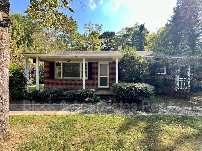 Building Photo - 3246 Arlington Dr