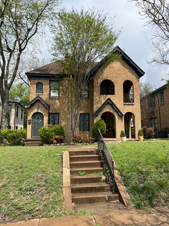 Building Photo - 5605 Goodwin