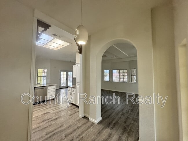 Foto del edificio - 2184 Emerald River Cir