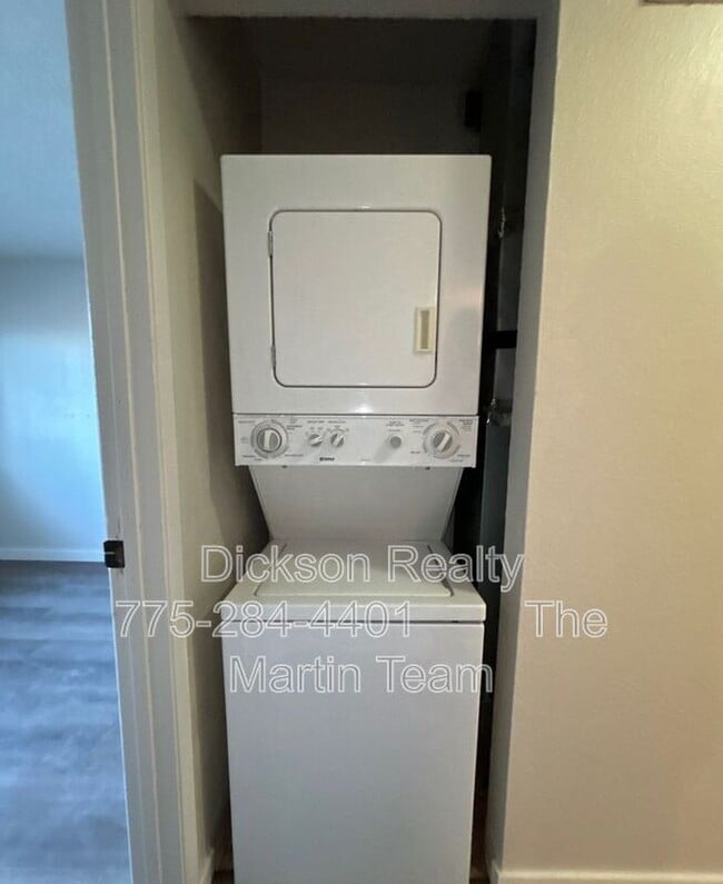 Building Photo - 2980 Tierra Verde W