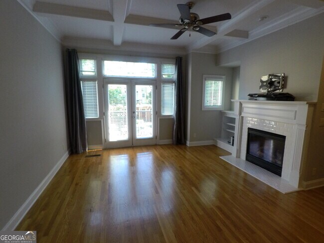 Foto del edificio - 1258 DeKalb Ave NE
