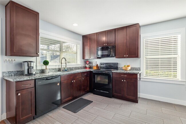 Foto del edificio - 3615 Murworth Dr