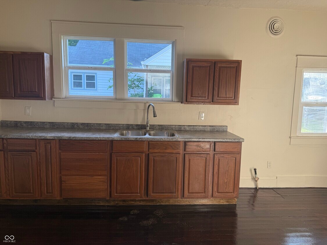 Foto del edificio - 701 S Walnut St