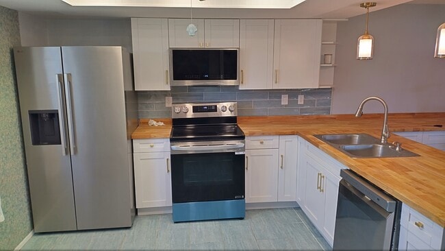 Building Photo - 3815 Teeside Dr