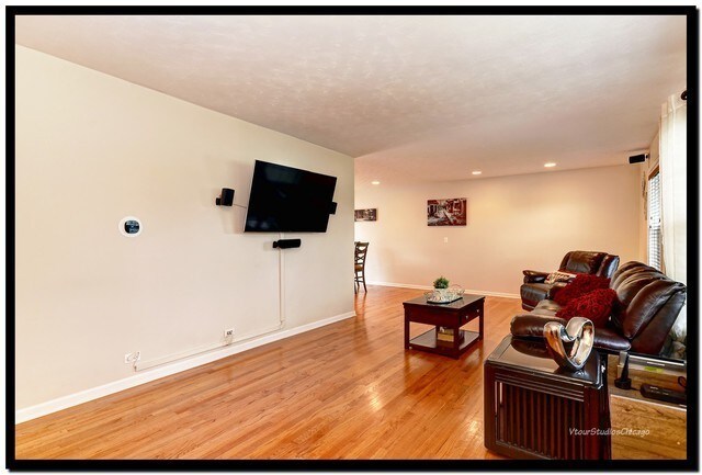 Building Photo - 2623 75th Street, Woodridge, IL 60517