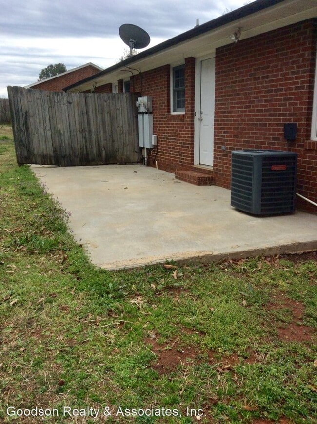 Building Photo - 2 br, 2 bath House - 2318 Beth Haven Churc...