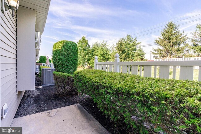 220 New Dover Rd Colonia NJ 07067 Zillow 220 New Dover Rd Colonia NJ 07067 Zillow