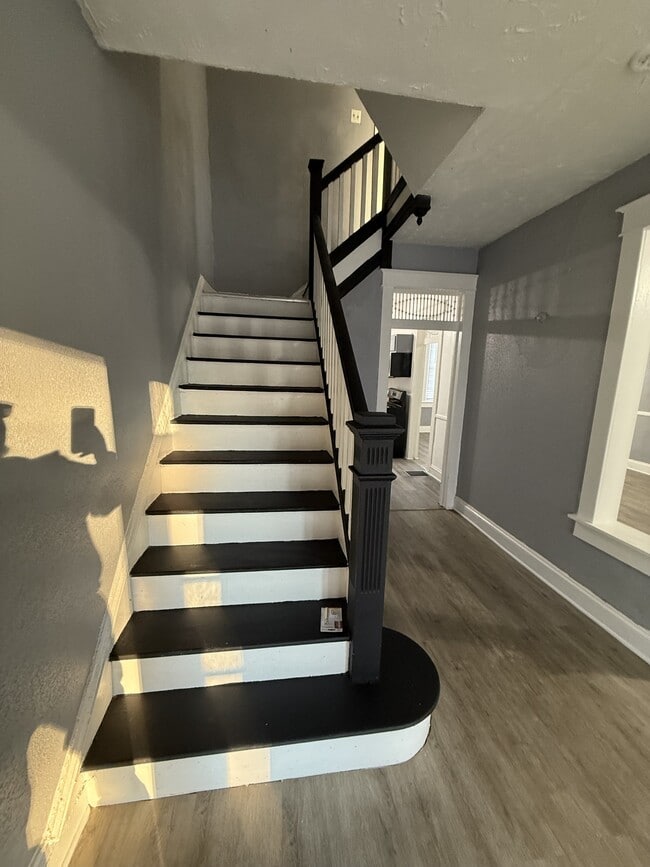 Photo - 501 Lyndhurst St Townhome