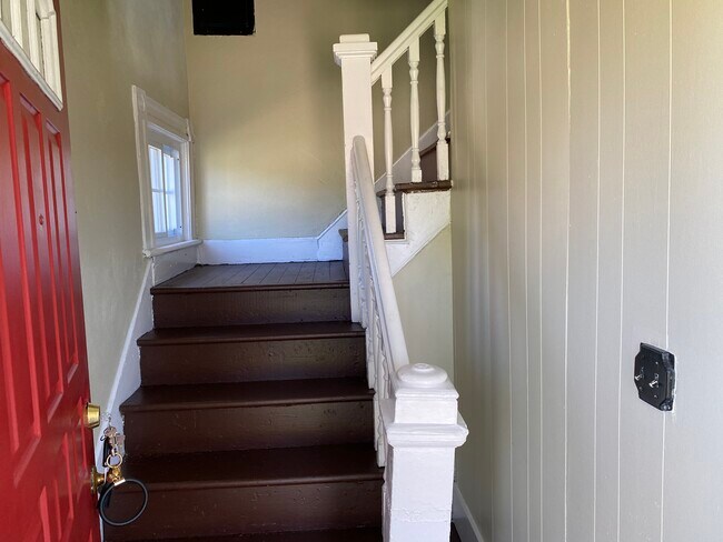 Foto del edificio - 215 Liberty Rd NE