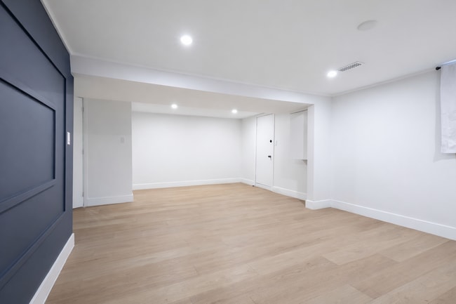 Building Photo - 2329 Mouldstade Rd