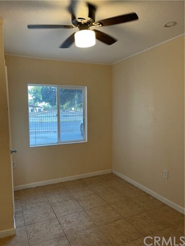 Building Photo - 1042 E Rialto Ave