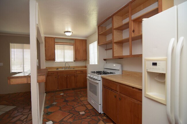 Foto del edificio - Charming 3 Bedroom 2 Bath House! Central T...
