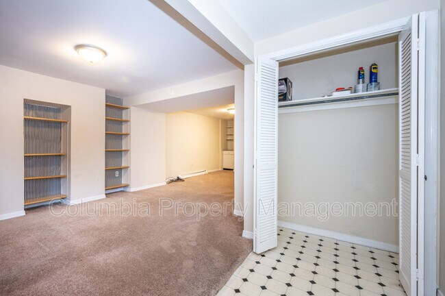 Photo - 1936 Biltmore St NW Apartment