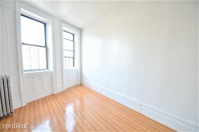 Building Photo - 5 br, 1 bath Apartment - 611 W 180th St