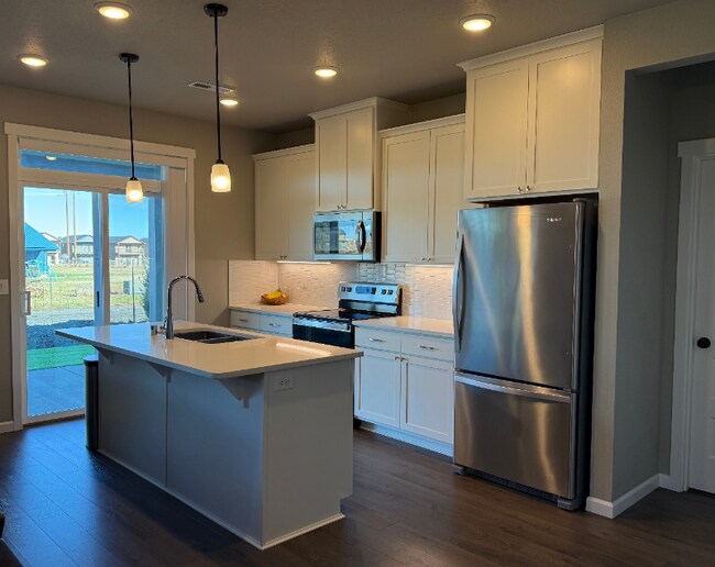 Foto del edificio - 9008 W Caelen Ave