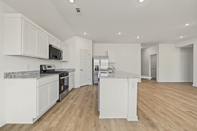 Building Photo - 521 Riggs St