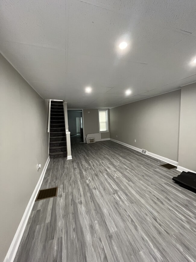 Foto del edificio - 1006 Potter St