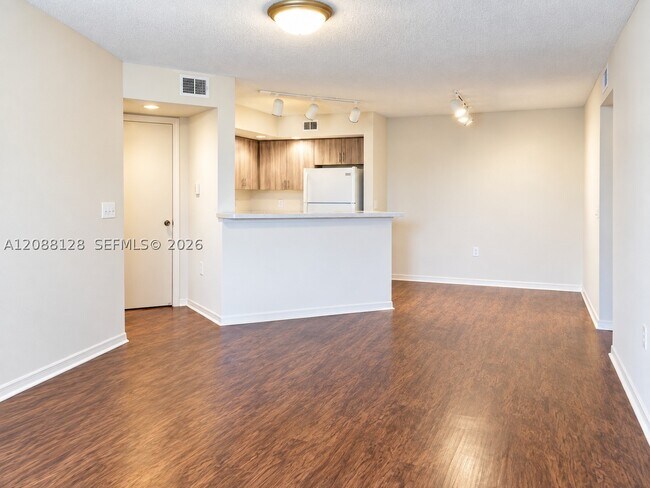 Foto del edificio - 12620 Vista Isles Dr