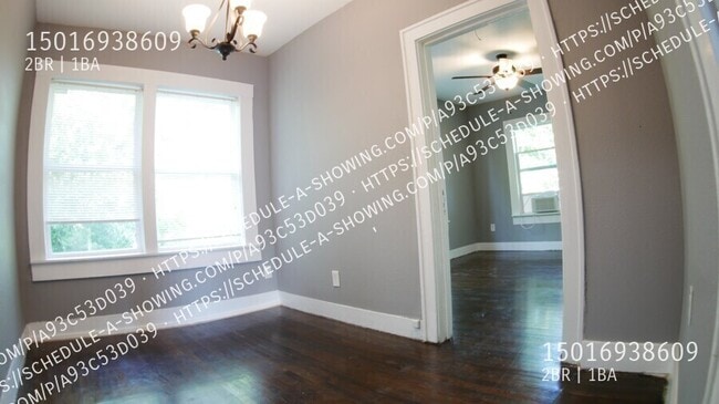 Building Photo - 2707 Truxillo St