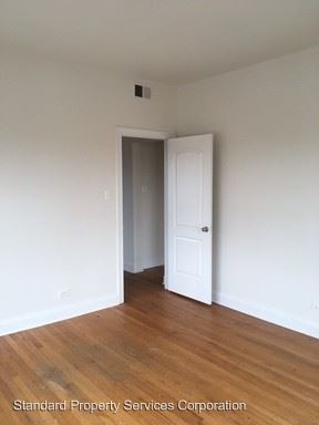 Building Photo - 2 br, 2 bath House - 7551 N Ridge Blvd Unit 3