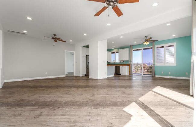 Building Photo - Beautiful 3 bed/2 Bath Home in Wailuku w/ Ocean View and a 2 Car Garage!