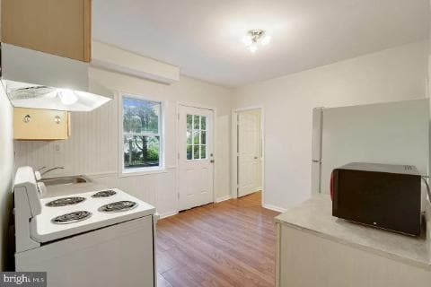 Photo - 7823 Shreve Rd (Falls Church, VA) House