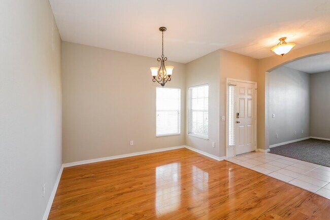 Foto del edificio - 16716 Caracara Ct