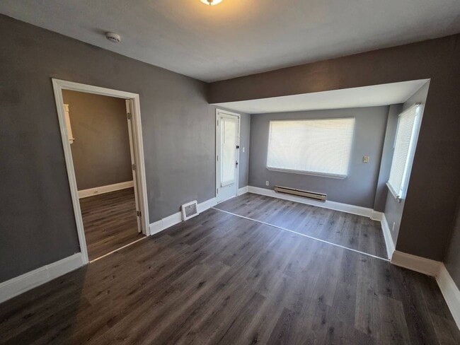 Foto del edificio - 2762 E 120th St