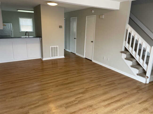 Building Photo - 3472 Jondon Ln