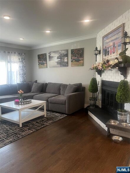 Foto del edificio - 314 Nedellec Dr