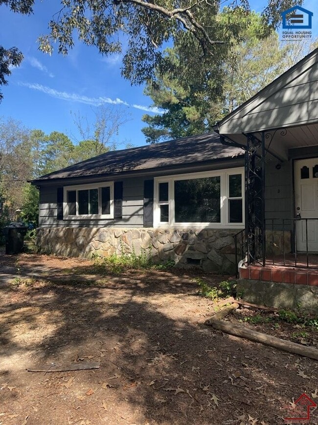 Building Photo - 938 Talley Rd