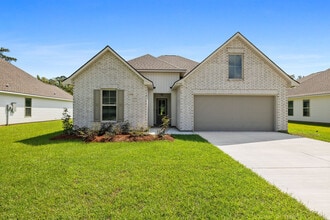 Building Photo - 41366 Rosewood Ln