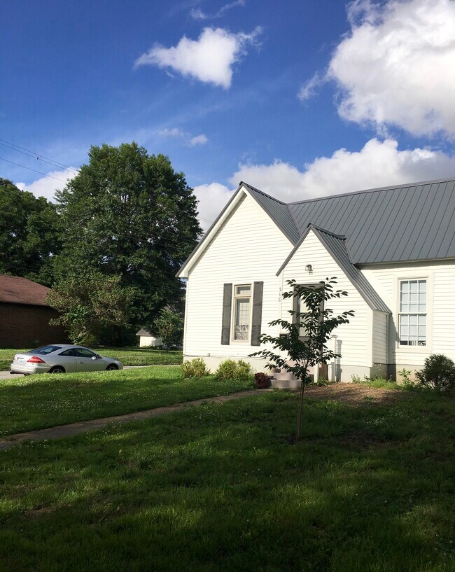 Foto del edificio - 318 N 6th St