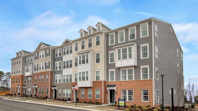 Building Photo - 8016 Wistar Glen Dr