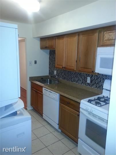 Building Photo - 3 br, 3.5 bath  - 3924 Stone Gate Dr Apt C