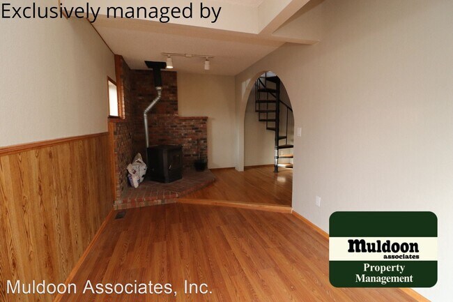 Foto del edificio - 2 br, 2 bath House - 1932 Bragdon Ave