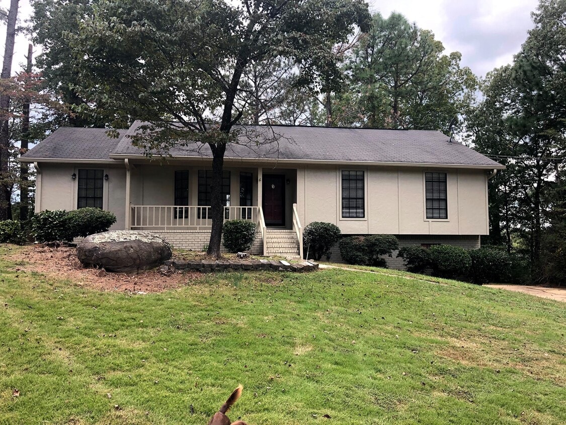 223 Squire Cir, Hoover, AL 35244 House Rental in Hoover, AL