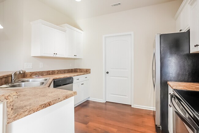 Building Photo - Comfortable One-Level Living in Grovetown, GA