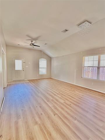 Foto del edificio - 9324 Harrisburg Ln