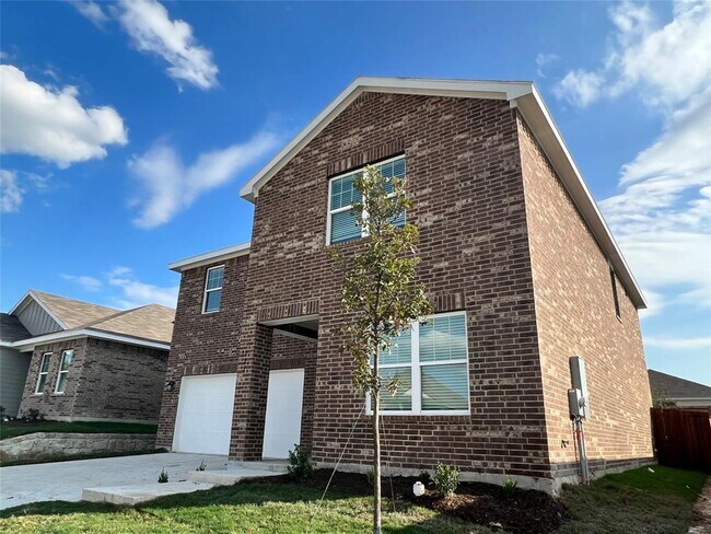 Building Photo - 721 Cedar Elm Dr