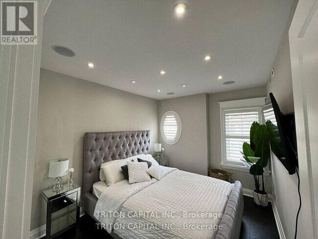 Photo du bâtiment - 9 Windermere Ave