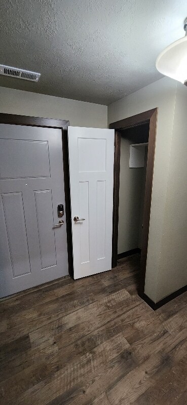 Foto del edificio - 234 E Residence Pl