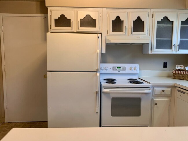 Foto del edificio - Ranch Style Home In Milwaukie - 3 bdrm 2 b...